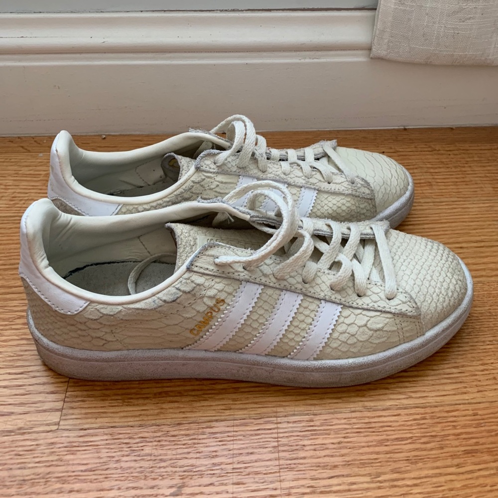 Adidas Women’s Cream Snakeskin Gazelle Size 7.5
